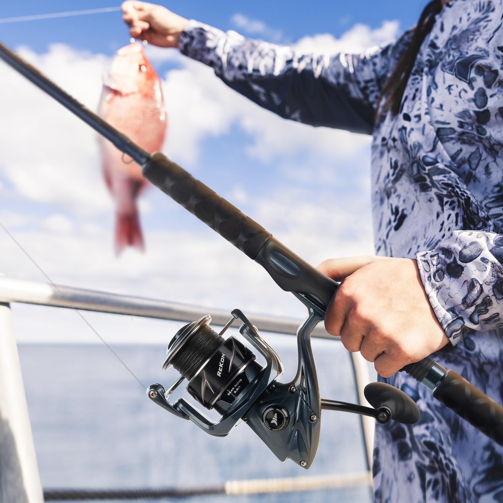 KastKing ReKon Saltwater Fishing Rod and Reel Combo, Fishing Poles & Reels Combo, Graphite Blank, Zirconia Rings, NyliTech Frame & Rotor, EVA Handle, Uplock Reel Seat
